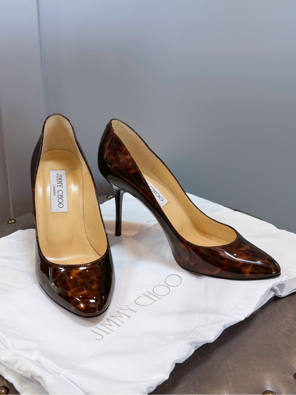 Jimmy Choo Vintage Tortoiseshell Gilbert 85 Almond toe Pumps Sz 36 6
